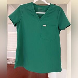 Figs Catarina One-Pocket Scrub Top,size extra small, hunter green